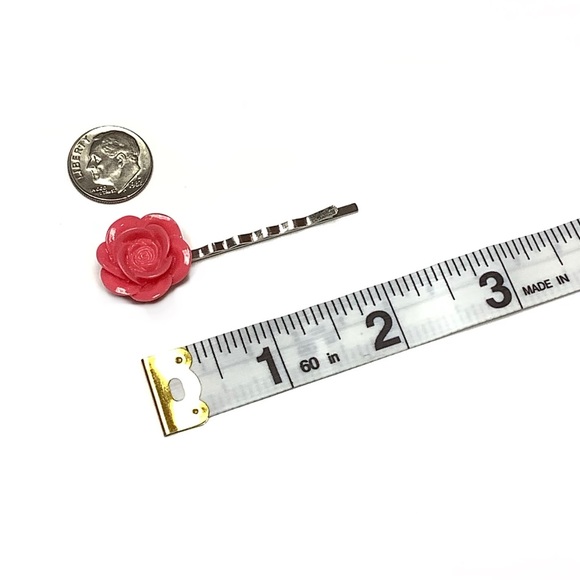 Set of 4 - Flower Hair Pins / Bobby Pins / Barette - Picture 4 of 6